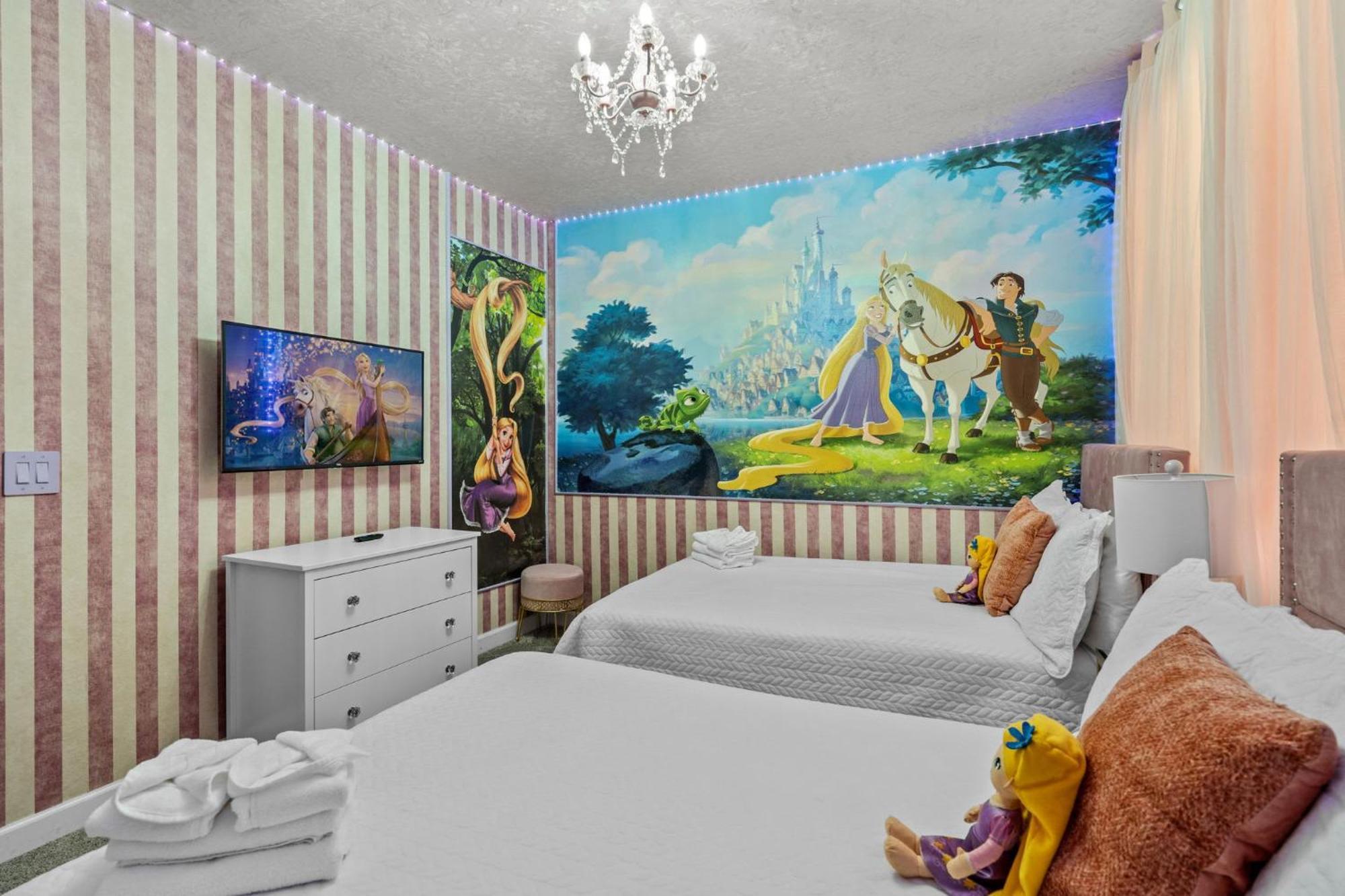 Luxury 5bed With Pool And Game Kissimmee